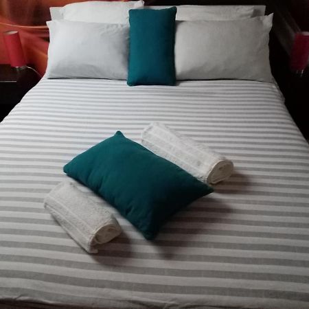 Petite Maison Chaleureuse Irvillac Екстериор снимка